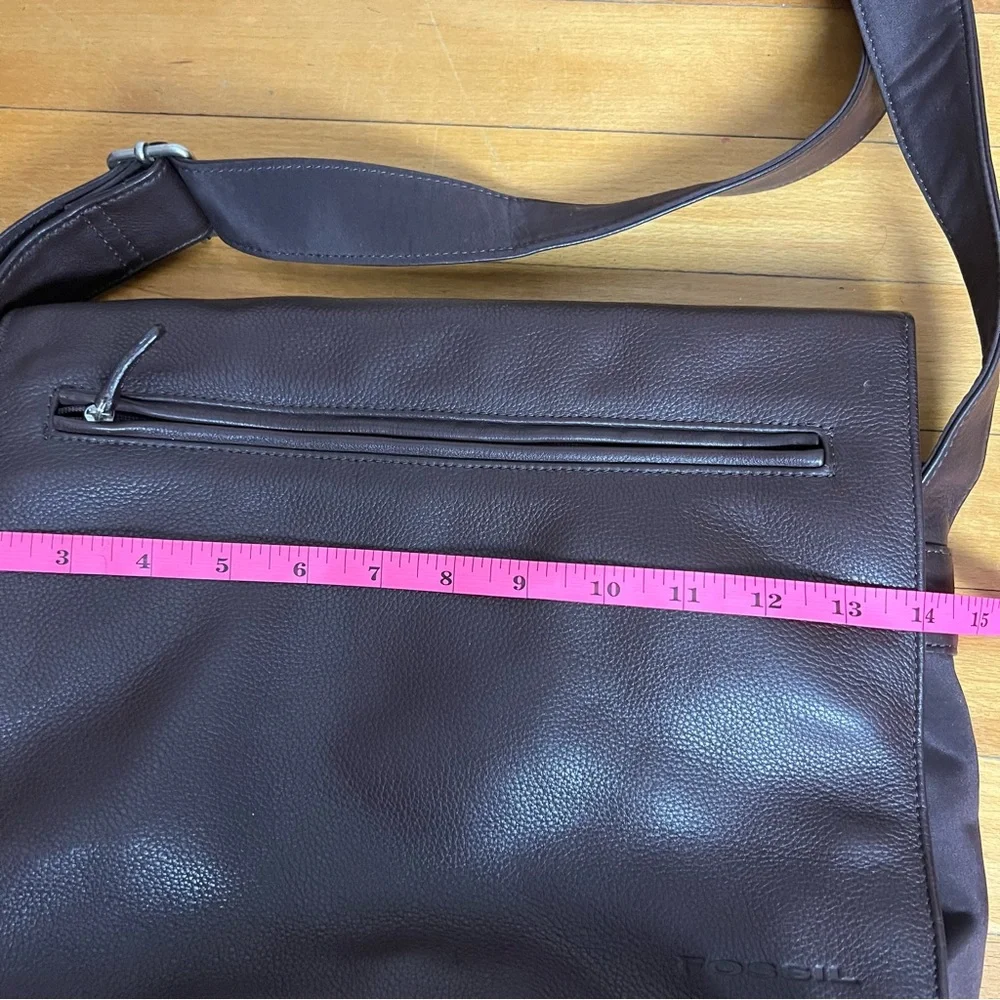 Fossil Vintage Brown Leather Messenger Bag